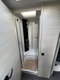 CARAVELAIR EXCLUSIVE-LINE 522 MODEL 2024