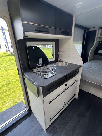 CARAVELAIR EXCLUSIVE-LINE 520 MODEL 2024