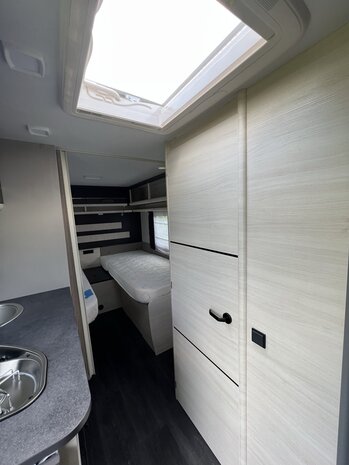 CARAVELAIR EXCLUSIVE-LINE 522 MODEL 2024