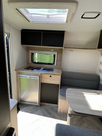 CARAVELAIR SPORT-LINE 410 MODEL 2024