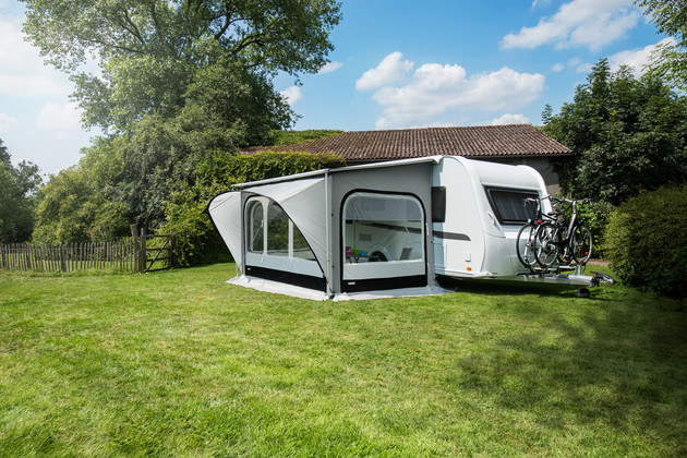 buste Flash Discriminatie op grond van geslacht Thule Omnistor 1200 etuiluifel - Van der Slik Caravan Centrum Zoetermeer buste Flash Discriminatie op grond van geslacht Thule Omnistor 1200 etuiluifel - Van der Slik Caravan Centrum Zoetermeer
